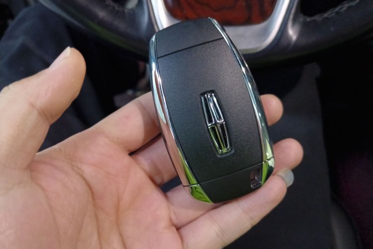 林肯 航海家(进口) 2019款 2.7T 四驱尊耀版 国VI中控内饰7001