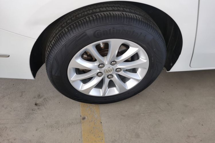 别克GL8 2017款 ES 28T 舒适型 国V车身外观6008