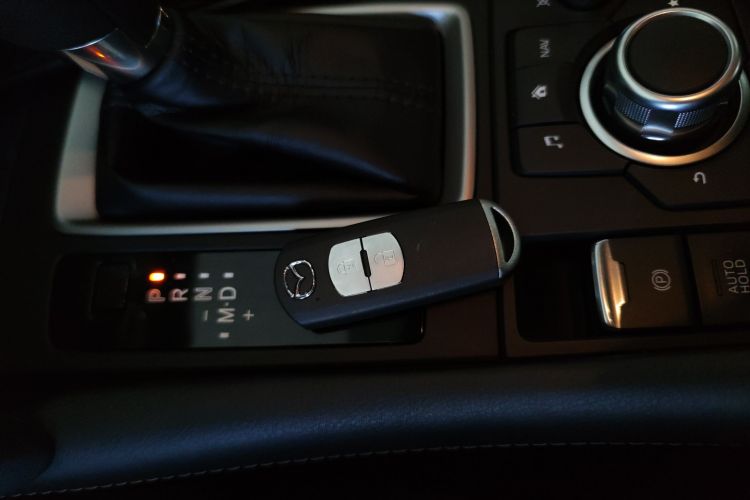 马自达CX-4 2020款 2.0L 自动两驱蓝天青春版中控内饰11