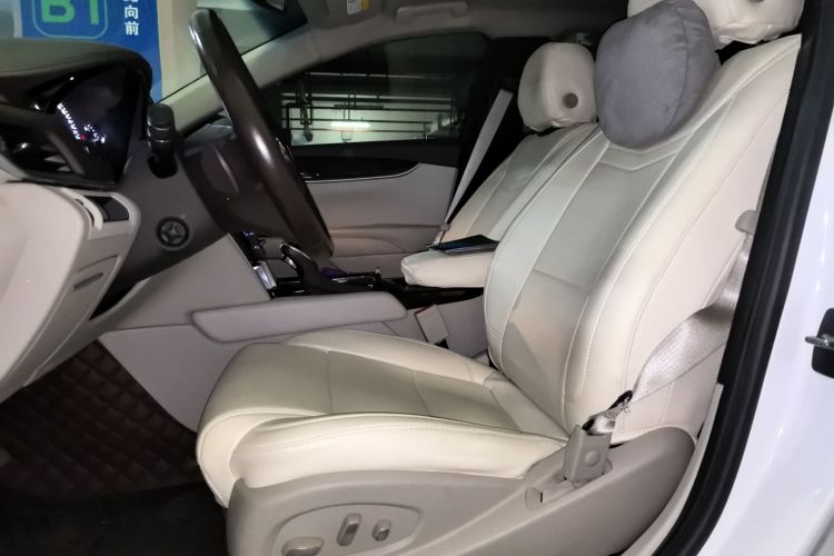 凯迪拉克XTS 2015款 28T 精英型局部细节19