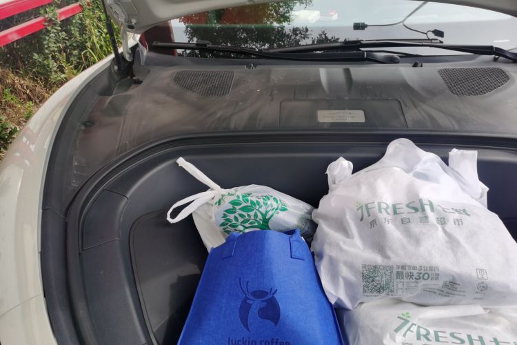 小米汽车 小米SU7 2024款 四驱超长续航高阶智驾Max版局部细节9006