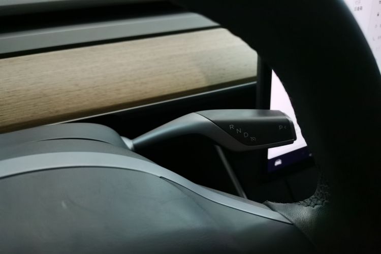 特斯拉 Model 3 2020款 改款 标准续航后驱升级版局部细节18