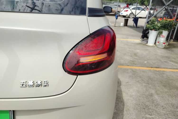 五菱汽车 五菱缤果 2023款 333km 快享款车身外观6006