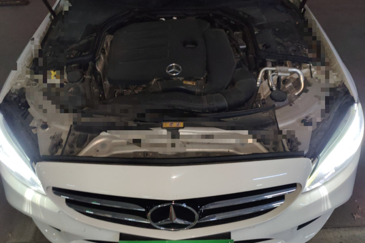 奔驰C级 2019款 C 260 运动版局部细节24