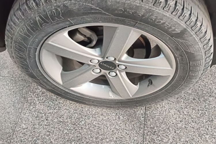 领克01 2019款 2.0T 两驱纯版 国VI车身外观6008