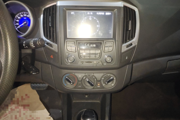 东风风神AX3 2016款 1.5L 自动尊酷型中控内饰16