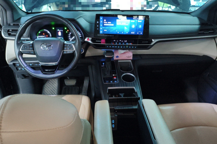 丰田 格瑞维亚 2022款 2.5L混动 尊爵版中控内饰12