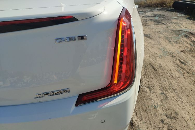 凯迪拉克XTS 2018款 28T 技术型车身外观9