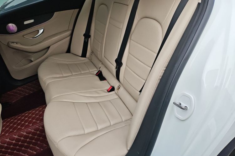 奔驰C级 2018款 C 180 L 时尚型运动版中控内饰21