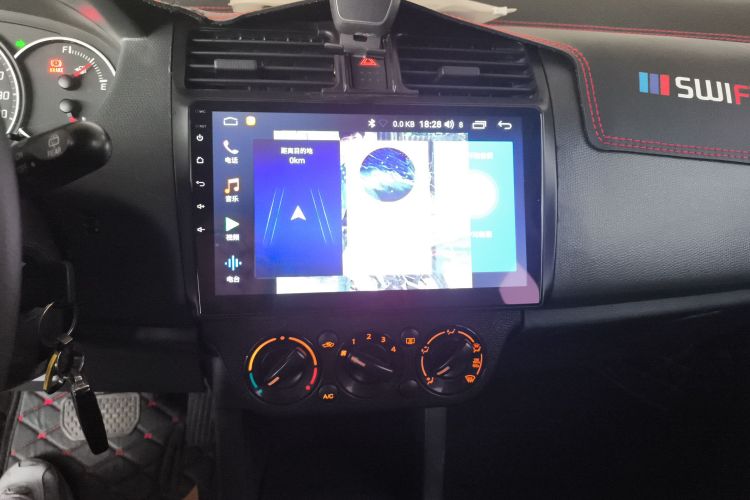 铃木 雨燕 2013款 1.5L 自动标准版中控内饰16