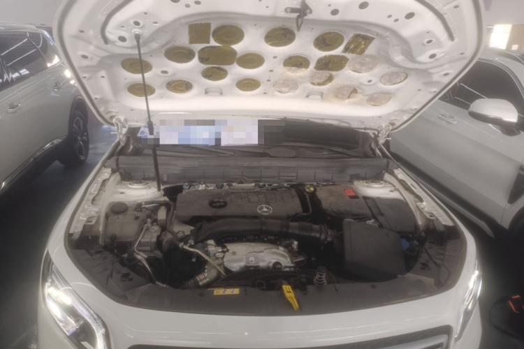 奔驰GLB 2023款 GLB 220 动感型机舱底盘24