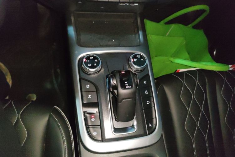 坦克300 2024款 2.0T 挑战者中控内饰18