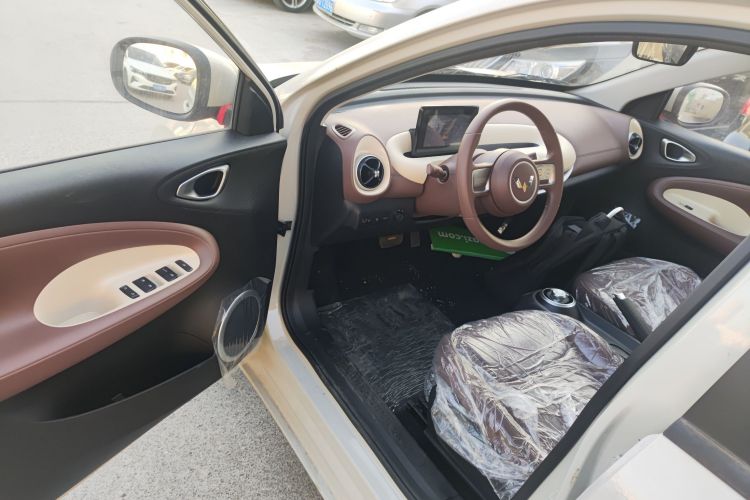 五菱汽车 五菱缤果 2025款 203km 轻享款中控内饰20