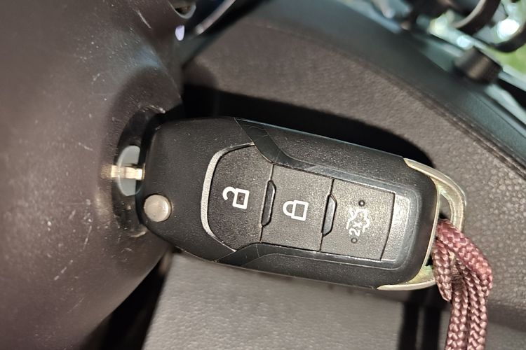 福特 福睿斯 2017款 幸福版 1.5L 自动时尚型中控内饰7001