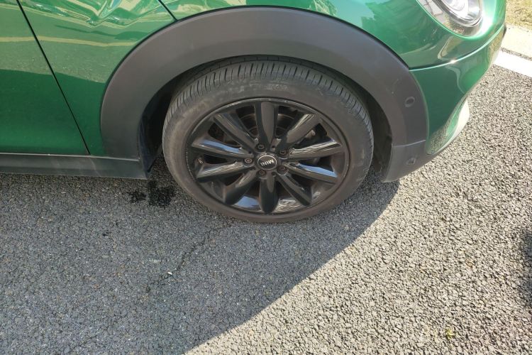 MINI 2020款 1.5T COOPER 艺术家车身外观10