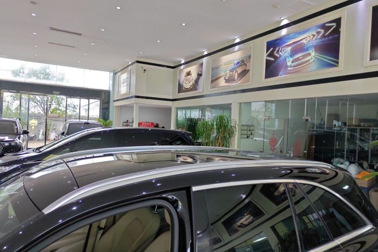 奔驰GLC 2019款 GLC 260 L 4MATIC 动感型局部细节57