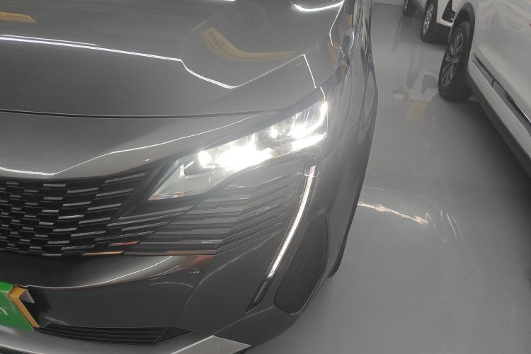 标致5008 2021款 400THP 7座豪华版局部细节36