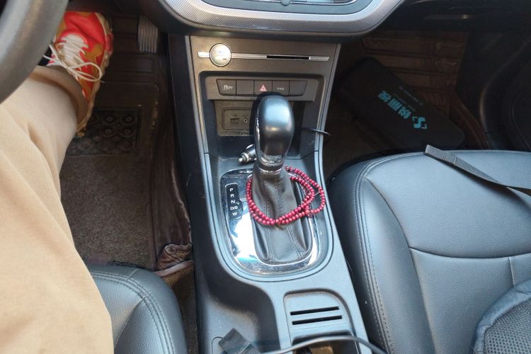 荣威360 2018款 PLUS 1.5L 自动尊享版中控内饰18