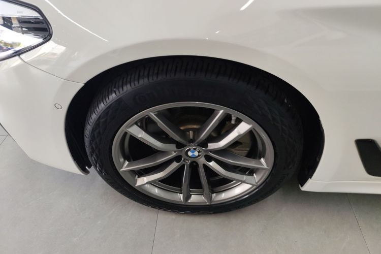 宝马5系(进口) 2018款 525i M运动套装车身外观6007