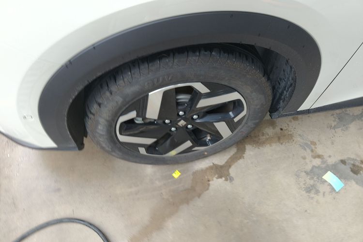 宝骏云海 2024款 500km 纯电版车身外观6001