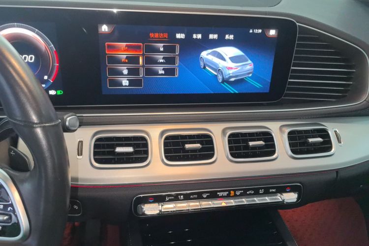 奔驰GLE 2022款 GLE 350 4MATIC 轿跑SUV 豪华型中控内饰16