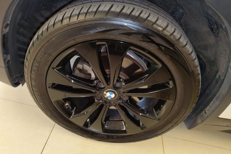 宝马X1 2021款 sDrive20Li 时尚型车身外观6007