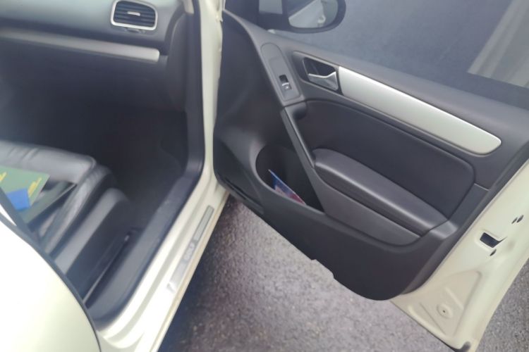 大众 高尔夫 2012款 1.4TSI 自动豪华型局部细节9005