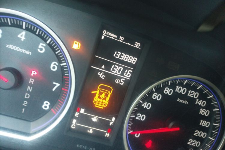 本田CR-V 2007款 2.4L 自动四驱尊贵版中控内饰15