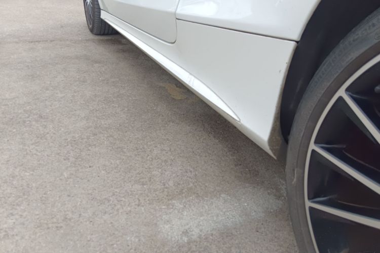 奔驰C级(进口) 2017款 C 200 4MATIC 轿跑版局部细节9002