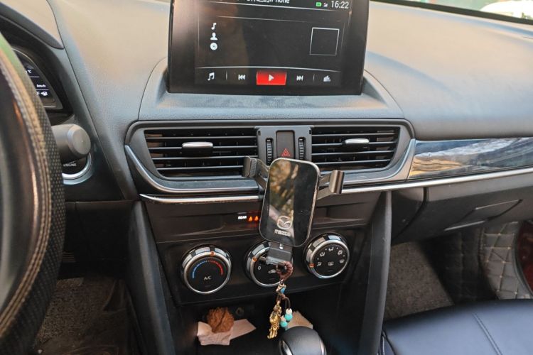 马自达CX-4 2020款 2.0L 自动两驱蓝天活力版局部细节16