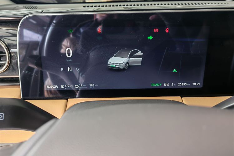 零跑汽车 零跑C01 2024款 增程 316尊享版中控内饰14