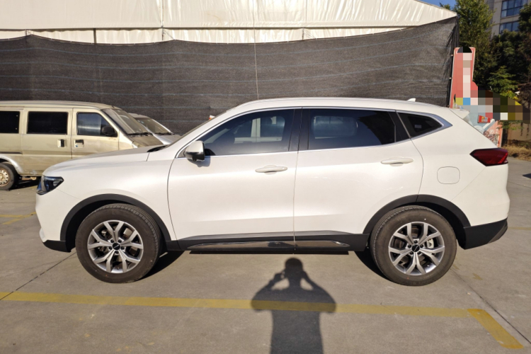 哈弗H6 2021款 国潮版 1.5T 自动冠军版车身外观6003