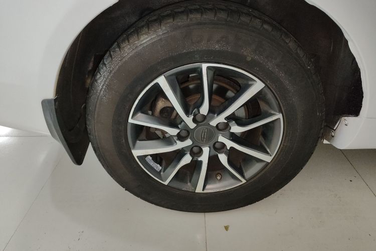 吉利汽车 帝豪 2019款  领军版 1.5L 手动豪华型 国VI车身外观6008