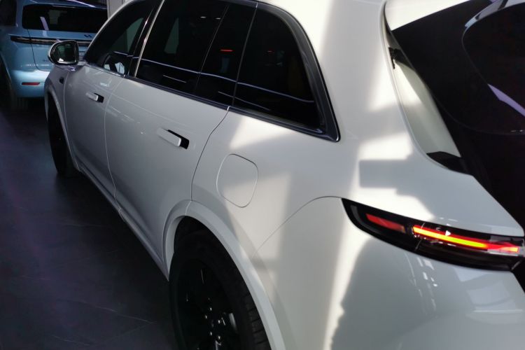 理想汽车 理想L7 2023款 Pro车身外观4