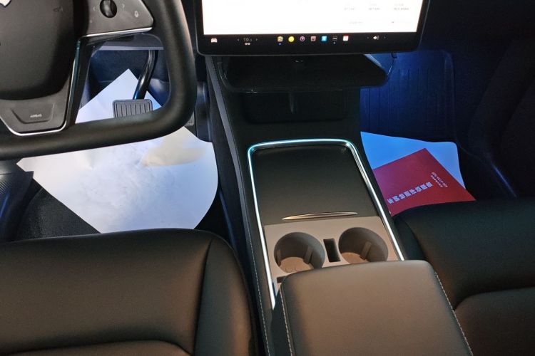 特斯拉 Model Y 2023款 后轮驱动版局部细节18