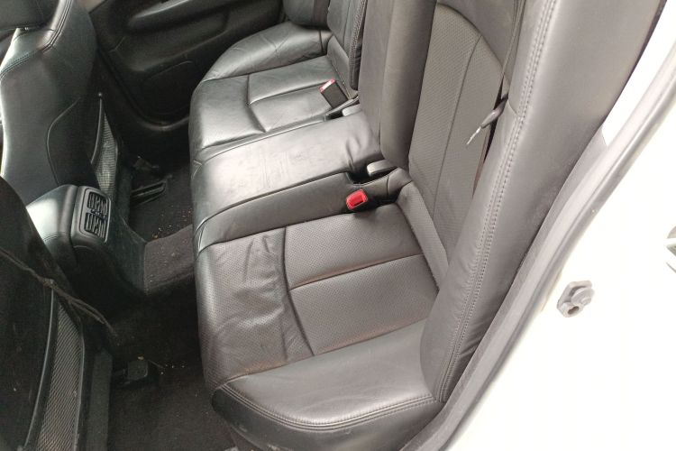 英菲尼迪G系 2013款 G25 Sedan 豪华运动版中控内饰21