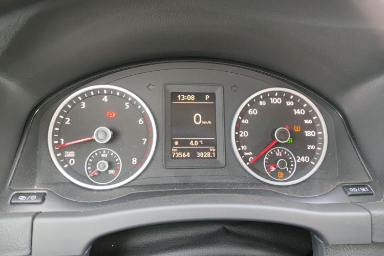 大众 途观 2015款 1.8TSI 自动两驱舒适版中控内饰14