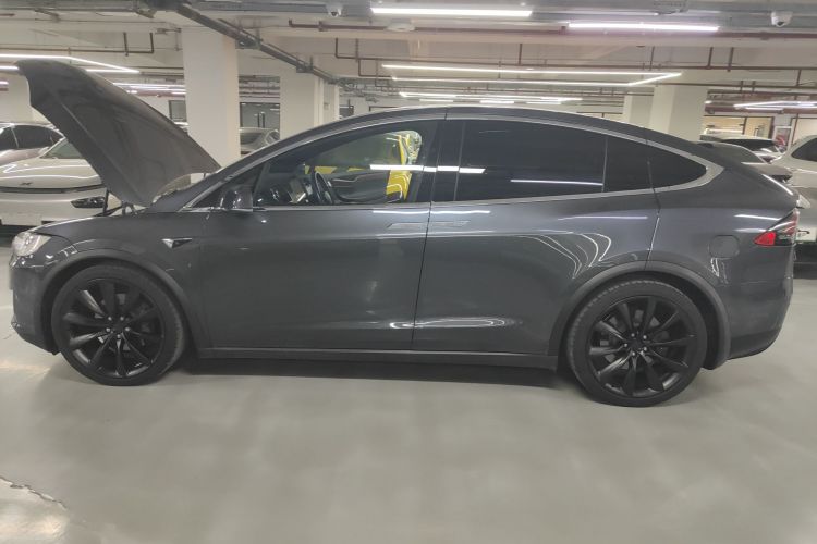 特斯拉 2016款 Model X 75D车身外观6003