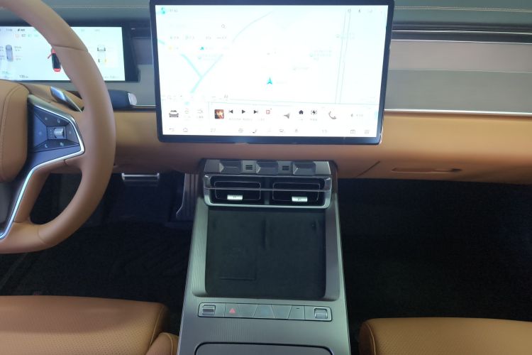 比亚迪 汉L 2025款 DM-p 四驱激光雷达旗舰型局部细节16