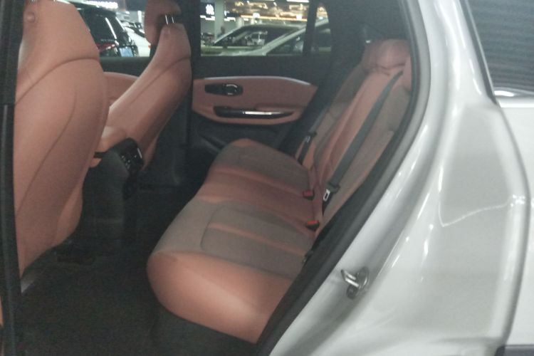 蔚来EC6 2022款 75kWh 运动版中控内饰7004