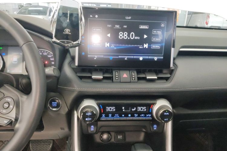 丰田 威兰达 2022款 2.0L CVT四驱豪华PLUS版中控内饰16