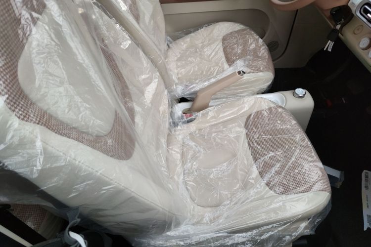 五菱汽车 宏光MINIEV 2024款 第三代 215km 青春版局部细节41