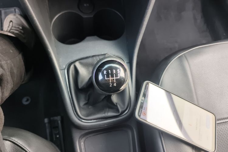 大众 Polo 2016款 1.4L 手动风尚型局部细节18