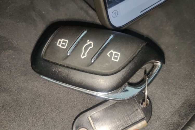 荣威D7 2023款 DMH 125km 超越版中控内饰11