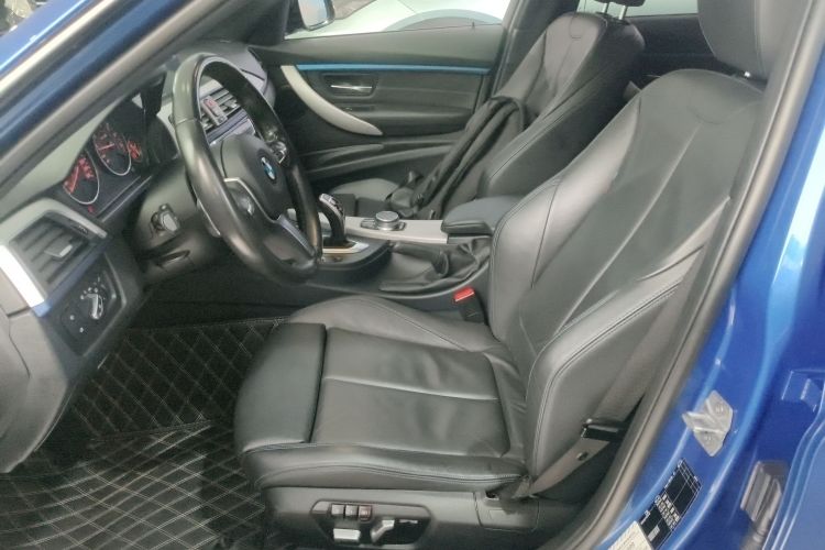 宝马3系 2018款 320i M运动套装局部细节19