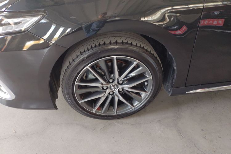 丰田 凯美瑞 2023款 2.5G 豪华版车身外观6002