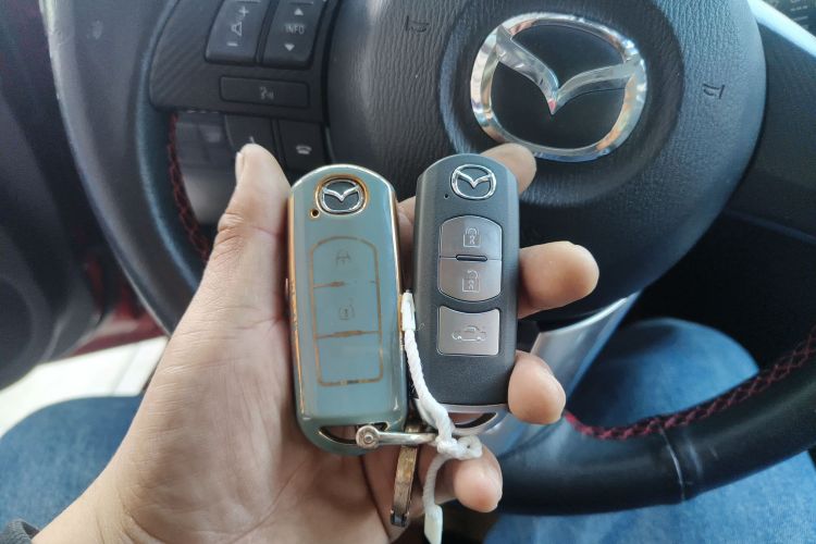 马自达3 昂克赛拉 2014款 三厢 1.5L 自动豪华型中控内饰7001