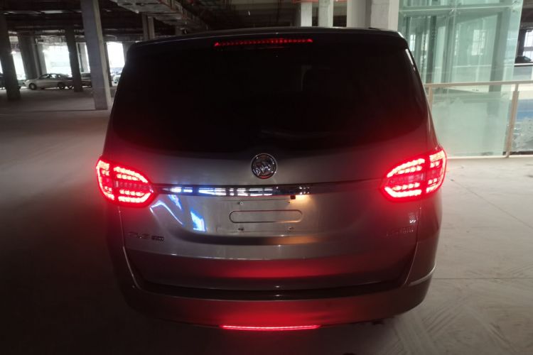 别克GL8 2018款 28T 舒适型 国VI车身外观6