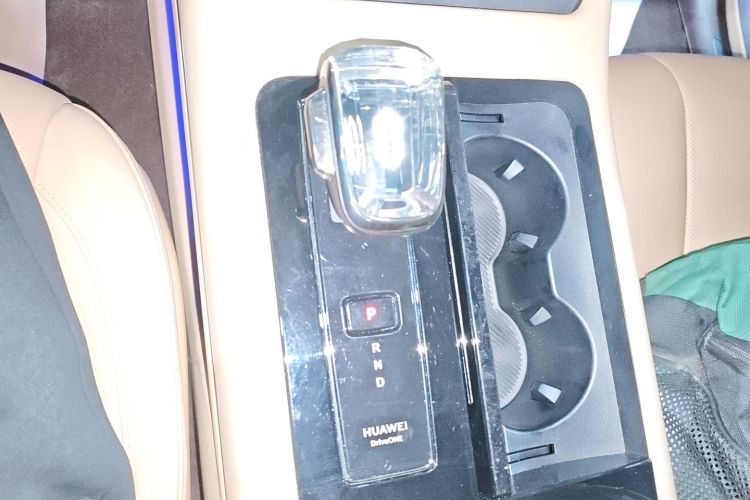 鸿蒙智行 问界M7 2024款 1.5T 智驾后驱Max版 5座局部细节18