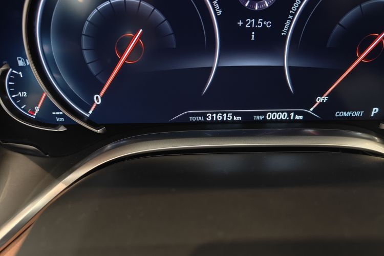 宝马7系 2018款 740Li xDrive 尊享型 M运动套装中控内饰15